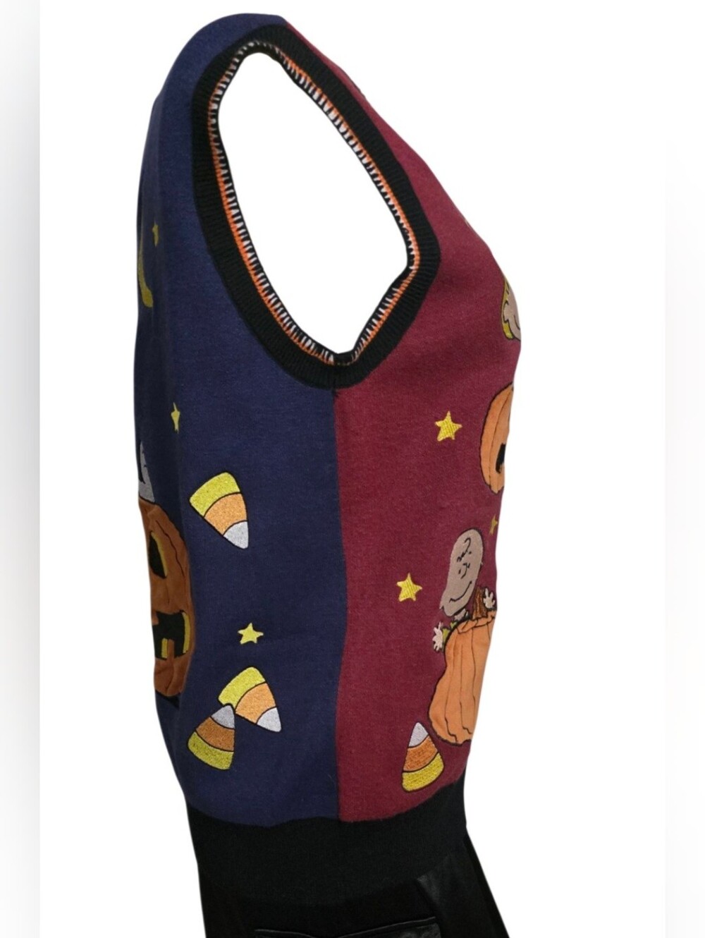 Box Lunch Peanuts Cardigan Vest Size Small NWT Unisex - Picture 6 of 15